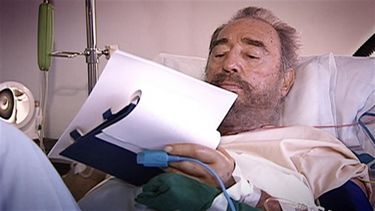 revelan imagenes ineditas de fidel castro firmando su renuncia