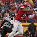 Decisión de canjear a Hill rindió frutos con los Chiefs