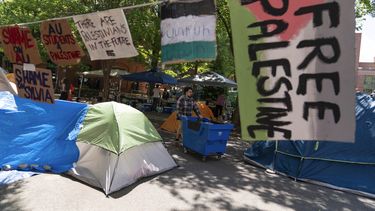 La protesta propalestina en la Universidad George Washington, en Washington, el 1 de mayo de 2024. (Foto AP/Jose Luis Magana)