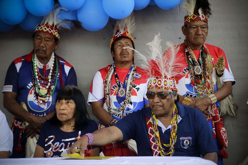 REP-GEN_PARAGUAY-MUJER_CACIQUE-0.jpg