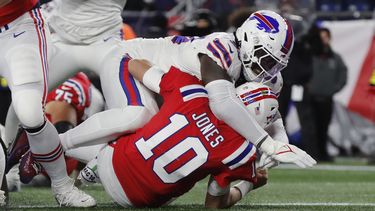 Bills ganan 24-10 a Patriots; es su 1er triunfo en el Este