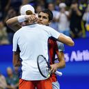 Alcaraz vence a Sinner en un duelo épico en Abierto de EEUU