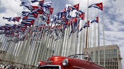 eeuu reanuda los servicios consulares en su embajada en cuba
