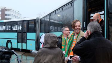 Caravana holandesa parte hacia Grecia en busca de migrantes