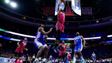 Gracias a Butler, Heat avanza a Finales de Conferencia
