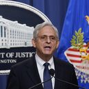 Dpto. de Justicia pide revelar causa de allanamiento a Trump