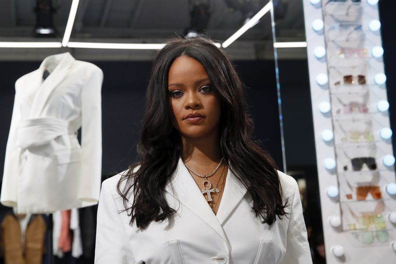 ESP-GEN_MODA-RIHANNA-2.jpg