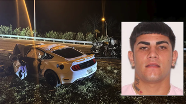 cubano que escapaba de la policia en tampa tras robarse un ford mustang se estrella contra un uber causandole la muerte a tres personas