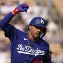Betts llega a 200 HRs en triunfo de Dodgers sobre Gigantes