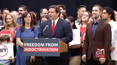 gobernador desantis firma ley que prohibe ensenar la teoria critica racial