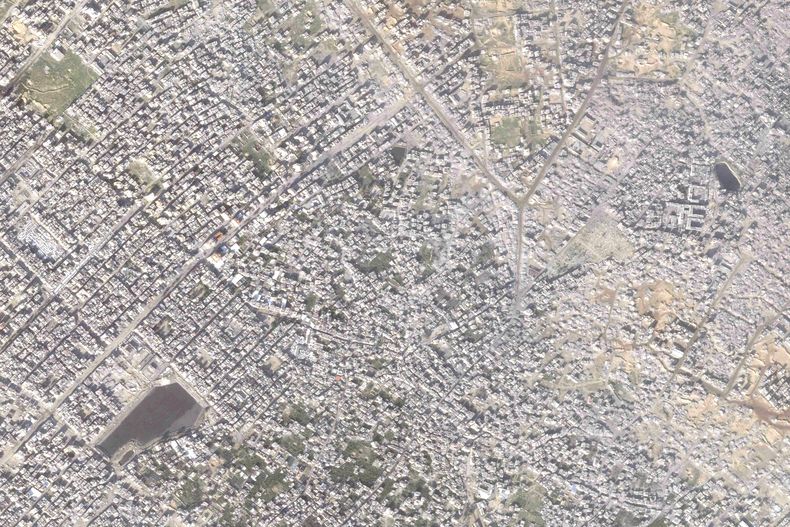 Una imagen satelital de Planet Labs PBC muestra la ciudad de Jabaliya, en la Franja de Gaza, el 3 de enero de 2025. (Planet Labs PBC via AP)