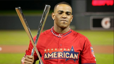 americateve | Sugiere que los millones que pagan los clubes de Grandes Ligas por los cubanos tienen el objetivo de "convertir a los héroes en traidores"