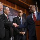 Alianza entre negros y Trump beneficiaría a reos hispanos