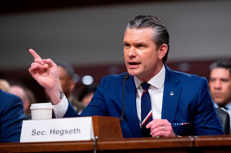 El secretario de Defensa, Pete Hegseth, comparece ante la Comisión de Servicios Armados del Senado el jueves 30 de abril de 2026, en el Capitolio, en Washington. (AP Foto/Cliff Owen)