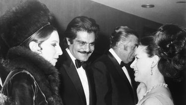 muere omar sharif, astro de dr. zhivago y lawrence de arabia