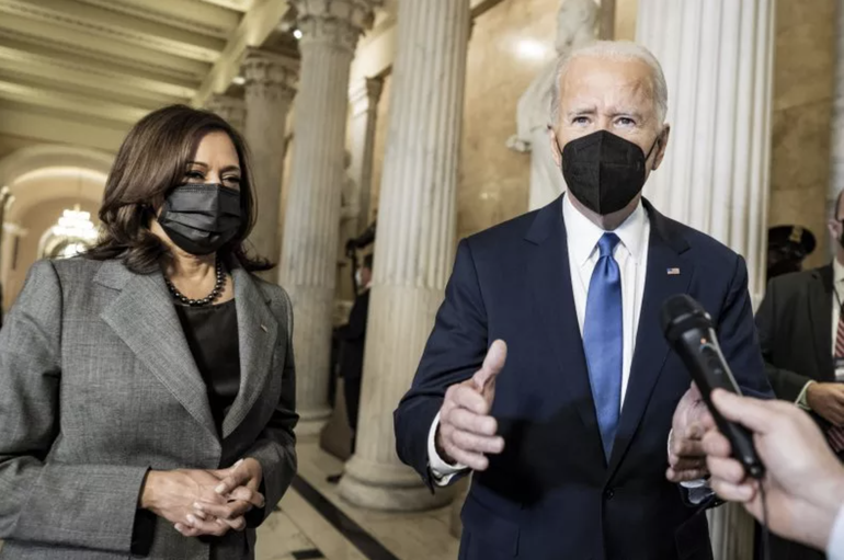 VIDEO: Joe Biden vuelve a llamar presidenta a Kamala Harris en un discurso