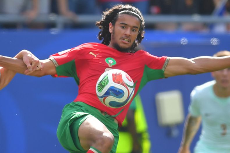 ARCHIVO - Foto del 9 de julio del 2026, el marroquí Ayyoub Bouaddi maneja el balón en el encuentro de cuartos de final de la Copa Mundial ante Francia. (AP Foto/Steven Senne, Archivo)