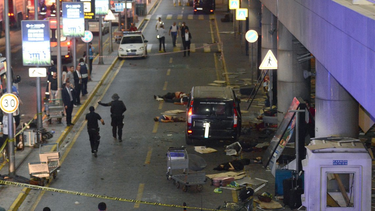ataque terrorista en aeropuerto de estambul deja al menos 32 muertos y 88 heridos