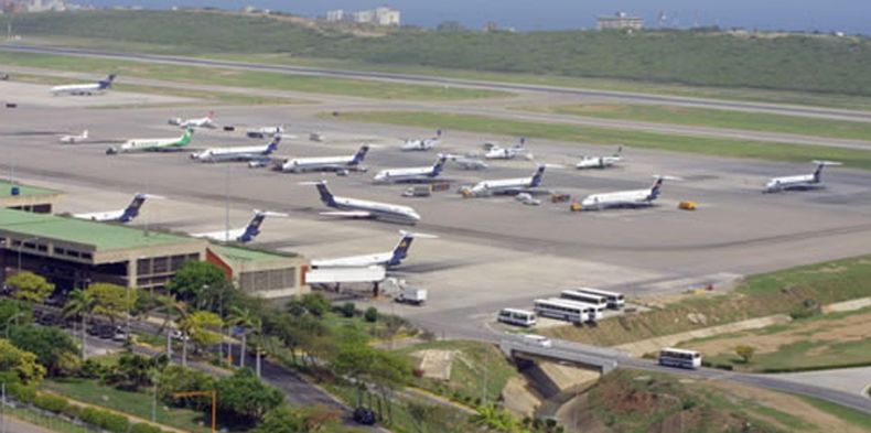 Invierten Bs 20 millones en rehabilitación del Aeropuerto de Maiquetía. En un área de 6 mil metros cuadrados se construirá un estacionamiento vertical de 5 niveles, con capacidad de 931 puestos, gracias al convenio Cuba-Venezuela.