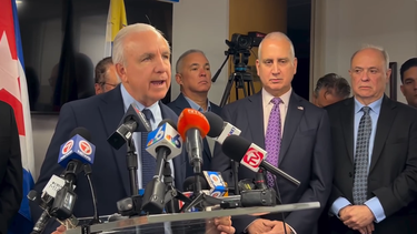 congresistas del sur de florida piden a trump medidas mas duras contra cuba: suspender vuelos y remesas