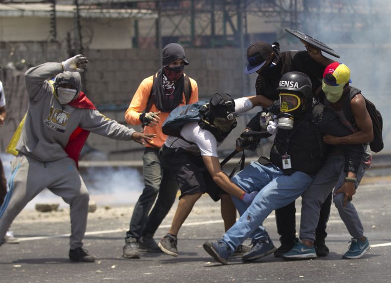 AMS-GEN_VENEZUELA-CRISIS_POLITICA-0.jpg
