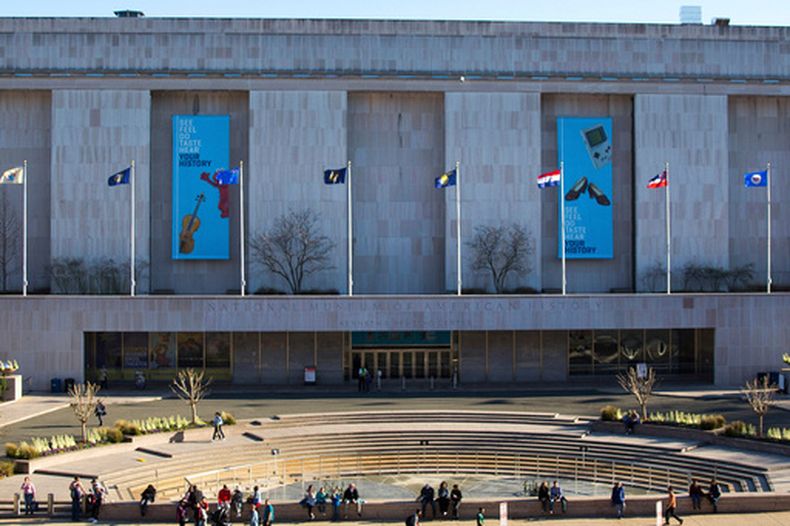El Museo Smithsonian de Historia Estadounidense en Washington, el 3 de abril del 2019. (AP foto/Pablo Martinez Monsivais)