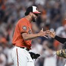 Orioles vienen de atrás para vencer 6-3 a los Yanquis
