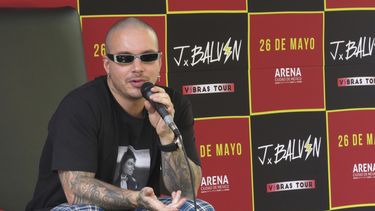 J Balvin insulta a Maduro en redes sociales