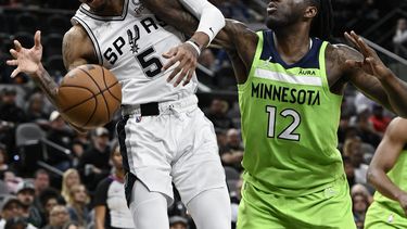 NBA multa a Prince, de Timberwolves, por gesto obsceno