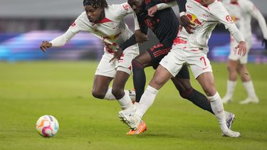 Leipzig frena a Bayern en el regreso de la Bundesliga
