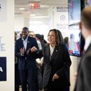 La vicepresidenta Kamala Harris llega a su sede de campaña en Wilmington, Delaware, el lunes 22 de julio de 2024. (Erin Schaff/The New York Times vía AP)