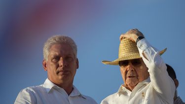 inicia la cuenta regresiva para salida del poder de castro