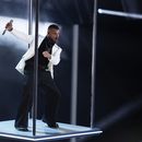 Ricky Martin durante su presentación en los Premios MTV a los Videos Musicales el domingo 7 de septiembre de 2025 en la Arena UBS en Elmont, Nueva York. (Foto Charles Sykes/Invision/AP)