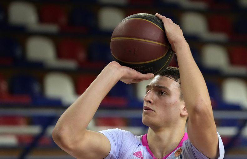 DEP-BAS NBA-PROSPECTOS INTERNACIONALES