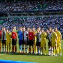 Las selecciones de Ucrania y Alemania posan juntas previo a un partido amistoso en Bremen, Alemania, el lunes 12 de junio de 2023. (AP Foto/Martin Meissner)