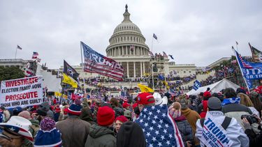 Imagen del asalto al Capitolio de Estados Unidos en Washington el 6 de enero de 2021. (Foto AP/Jose Luis Magana)