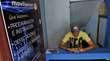 americateve | El Gobierno cubano se abroga el derecho de no explicarle al contribuyente qué hace con el dinero recaudado, que en gran cantidad va a la represión.