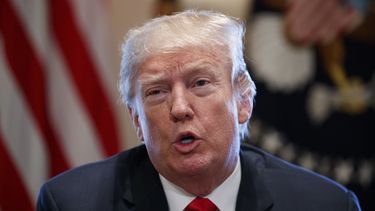 Trump anuncia aranceles a importaciones de acero y aluminio