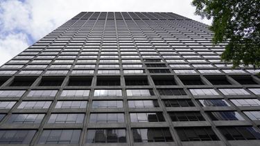 La foto del jueves 4 de mayo de 2023 muestra el edificio que alberga las oficinas de la NFL en Nueva York (AP Foto/Seth Wenig)