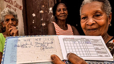 subsidiar a personas y no a productos : cuba pone fin a la libreta de racionamiento para todos