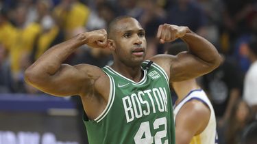 Warriors buscan responder, tras proeza de Celtics
