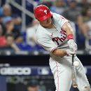 Filis ganan 2-1 a Marlins; Realmuto consigue tres hits