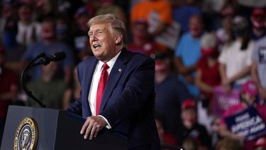 Trump planea retirar a más tropas de Irak