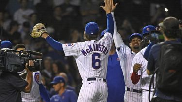 McKinstry pega jonrón; Cachorros derrotan a Cardenales