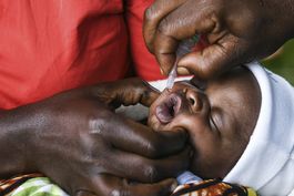 declaran brote de polio en mozambique vinculado con pakistan