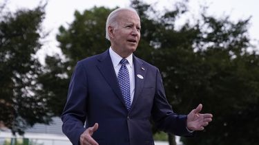 Biden va a Detroit para promover uso de vehículos eléctricos