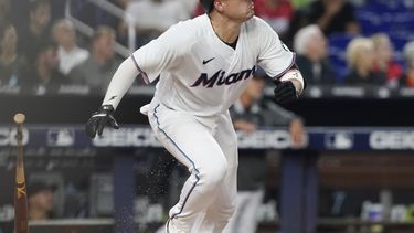 fortes pega 2 jonrones y anota carrera de triunfo de marlins