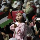 Partidarios del partido religioso Jamaat-e-Islami participan en una marcha contra los ataques israelíes en Gaza y para mostrar solidaridad contra los palestinos, en Lahore, Pakistán, el sábado 20 de abril de 2024. (AP Foto/K.M. Chaudary)