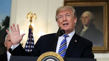 encuesta: aprobacion popular de trump repunta por economia
