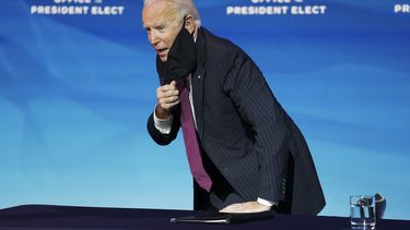 Biden y Pence se vacunarán pronto contra el COVID-19